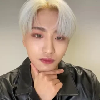 🌫️ seonghwa' @SM0TN, стикер Telegram 22 из 25