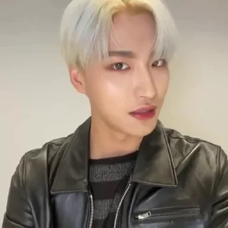 🌫️ seonghwa' @SM0TN, стикер Telegram 6 из 25