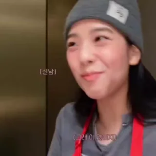 🥢 Vlog Jisoo . @BlackpinkStickers, sticker Telegram 24 sur 28