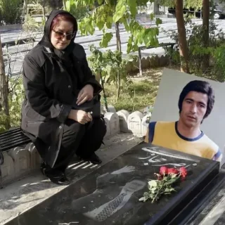 😐 الهه های سینمای ایران @hajargif, Telegram sticker 11 of 29