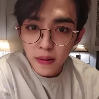 🧴 prediu 's jeongcheol, sticker Telegram 7 sur 50