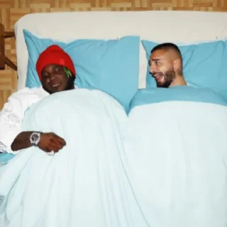 🥵 Maluma, sticker Telegram 8 sur 11