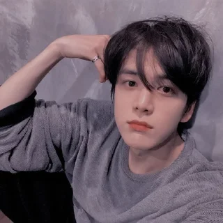 Sticker from ＹＯＵＮＧＨＯＯＮ ＴＨＥ ＢＯＹＺ タ印ゅ @RAYN_JAR