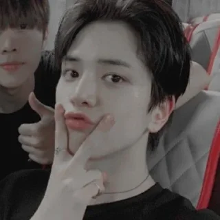 💔 emoji ＹＯＵＮＧＨＯＯＮ ＴＨＥ ＢＯＹＺ タ印ゅ @RAYN_JAR Telegram sticker 18 of 21