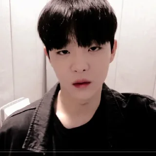 Sticker from — park jihoon ˖࣪ ·﹆ @gicelyra