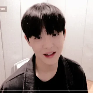Sticker from — park jihoon ˖࣪ ·﹆ @gicelyra