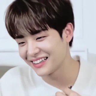 Sticker from — park jihoon ˖࣪ ·﹆ @gicelyra