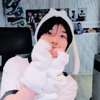 🌸 emoji დ . . bαmie .   . Telegram sticker 23 of 25