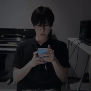 Sticker from ꓸ▵໋᳝۟݊DOYOUNG @KIMJCNNIESTᭂ໋݊ꓸ̼