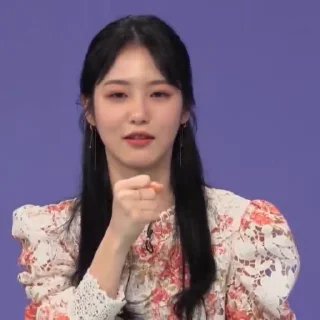 Sticker from Shin Yeeun◝ ❜ @polarrfilt