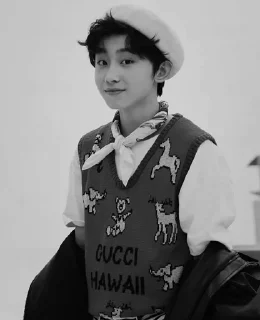 Sticker from 𝐙𝐄𝐘𝐔 𝐁𝐋𝐀𝐂𝐊 by:@stickersrpY4
