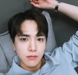 Sticker from YOUNGHOON @stickertheboyz