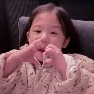 🦋 emoji Baby sulli @denganrisadisini Telegram sticker 2 of 15