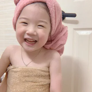 Sticker from baby sulli @teruntuksenja