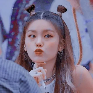 Sticker from Yeji