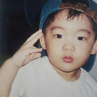 Sticker from Choi hyunsuk punya @kakigurita
