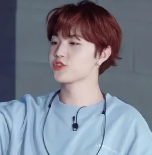 Sticker from ャ › 𝐊 𝐄 𝐘 𝐕 𝐀 𝐍 ◡̈