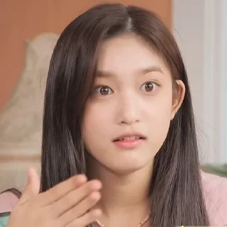 👧 emoji Leeseo Telegram sticker 14 of 30