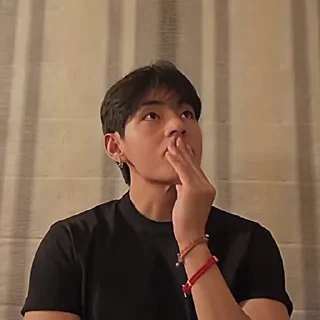 ⌚️ emoji Kim Taehyung :: @gifceline Telegram sticker 19 of 70