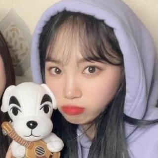 🌻 emoji Kim Chae Won • @KIMJCNNIEST Telegram sticker 8 of 31