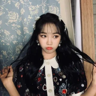 Sticker from Kim Chae Won • @KIMJCNNIEST