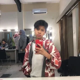 Sticker from @SiBaiik gadis stumble