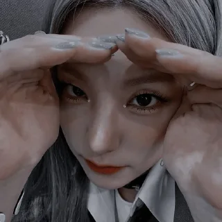 Sticker from HWANG YEJI DARK PT.2