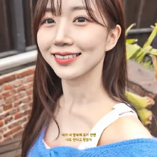 Sticker from Hyewon :: @stikeridolid