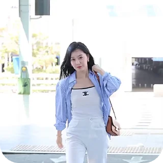 Sticker from Kim Jiwon :: @gifceline