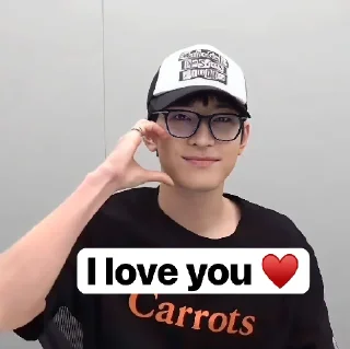 Sticker from 𝐀𝐫𝐢𝐚 ♡'s