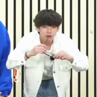 😳 emoji BTS's video pack (@Toga_Robot) Telegram sticker 16 of 45