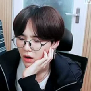 💘 emoji BTS's video pack (@Toga_Robot) Telegram sticker 15 of 45