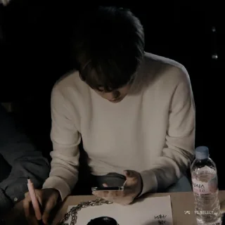 Sticker from jihoon. @dvandrxz