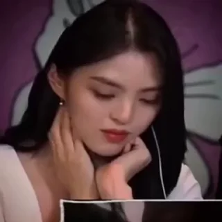 🙂 emoji 🧚🏻‍♀️'s video pack (@YaeMiko_Roxbot) Telegram sticker 13 of 26