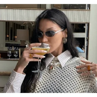 😀 emoji Bella Hadid Telegram sticker 20 of 30