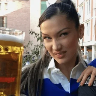 😀 emoji Bella Hadid Telegram sticker 15 of 30