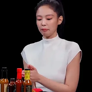 🥟 emoji Kim Jennie :: @gifceline Telegram sticker 12 of 51