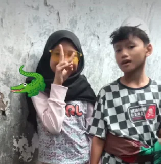 Sticker from @azeacans yg buat😏