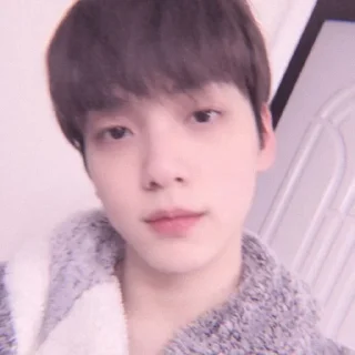 Sticker from bunnies @csoobinies