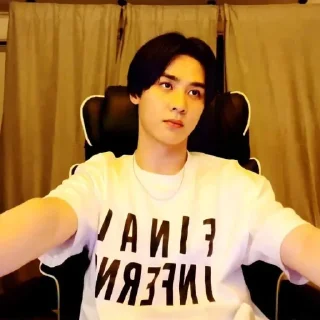 Sticker from Qian Kun by @stickernct