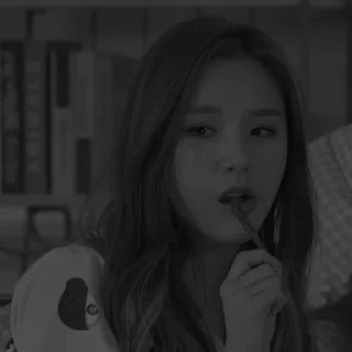 Sticker from heejin dark @missterymoon