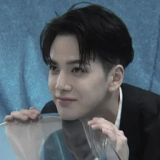 Sticker from younghoon @APLAEPEIDI