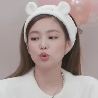 🌷 emoji jennie kim @softybluee Telegram sticker 5 of 38