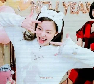 🌷 emoji jennie kim @softybluee Telegram sticker 19 of 38