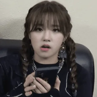 🤠 emoji SONG YUQI by @madmotha ☀️ Telegram sticker 14 of 26