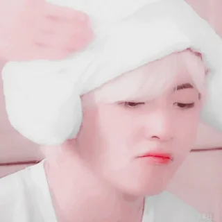 Sticker from taehyungie ◡̈ – @j0rgav