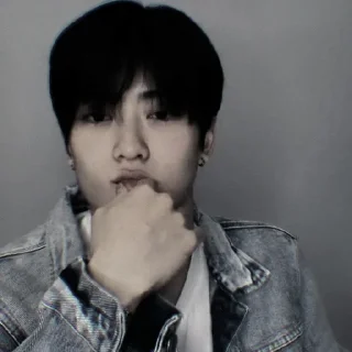 Sticker from ⎙  jᥲᥱhᥡᥙᥒ  ҂  @bberrybitch  仌