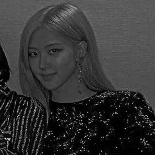 Sticker from 💸 𝐑𝐎𝐒É 𝐃𝐀𝐑𝐊 - @fckbadgirl