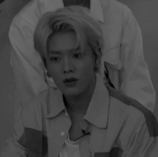 🐙 emoji nakamoto yuta ⋆ @galerina Telegram sticker 9 of 75