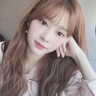 Sticker from .*✰༄ kim minju by @swoffties